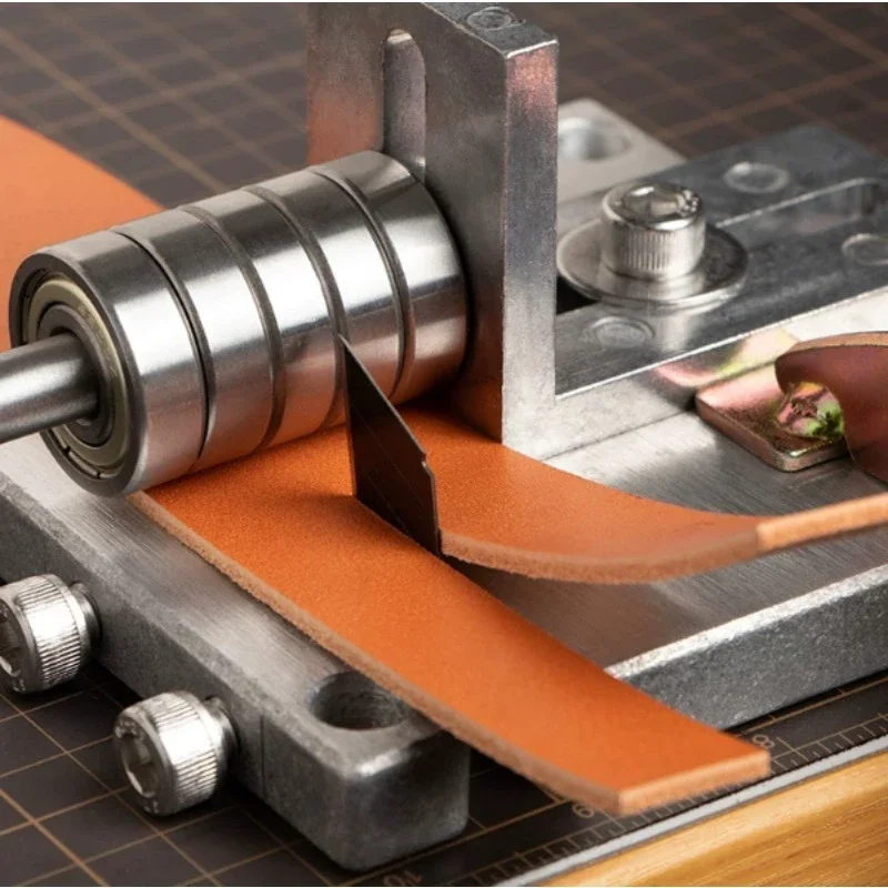 Manual Leather Goods Cutting M - đánh giá và giá Leatherwork Machine